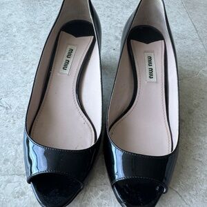 Miu Miu Patent Leather Crystal Embellishments Pumps Size5.5